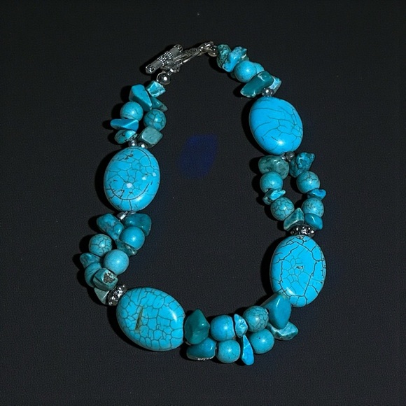 Turquoise Beaded Bracelet - Picture 2 of 2